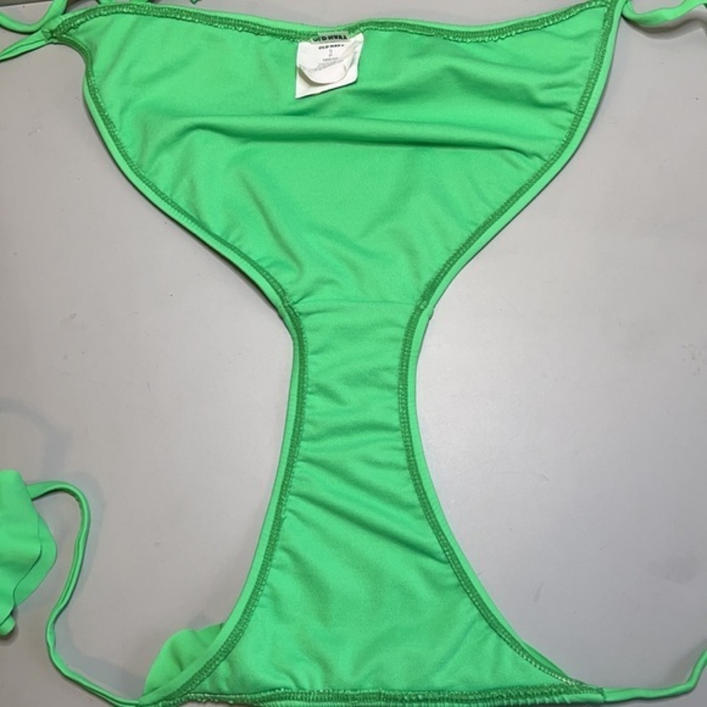 Old Navy Green Ruffle String Bikini size Small - Picture 10 of 12